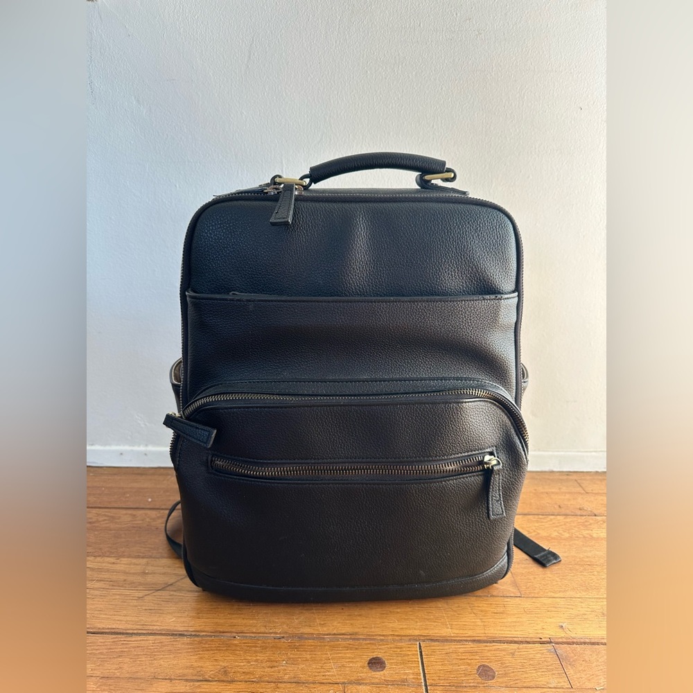 Kamrette The Lyra Camera Backpack in Black